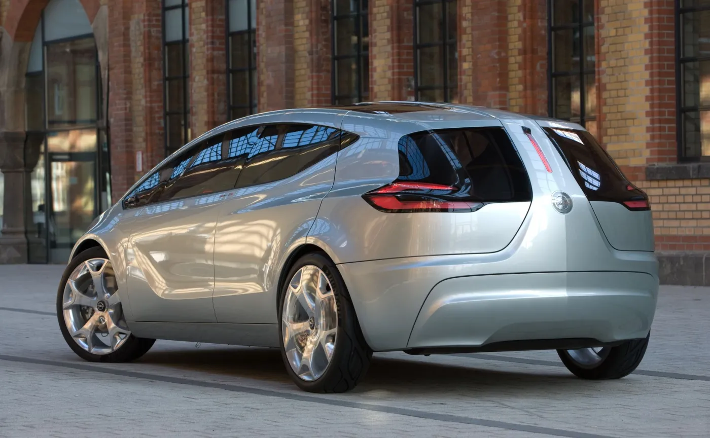 opel-12622326.jpg