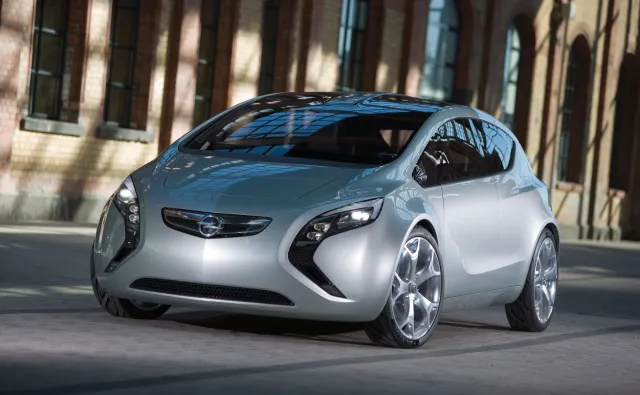 Nowy Opel Astra zaskoczy napędem. Prace trwają od... 1968 roku