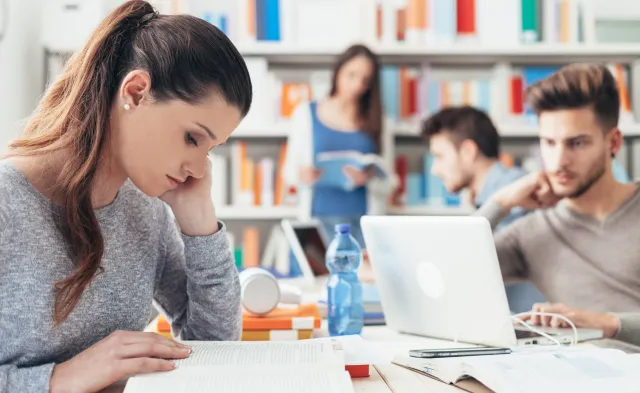 Epidemia uziemiła wymianę studentów w programie Erasmus+. Nie wiadomo, na jak długo