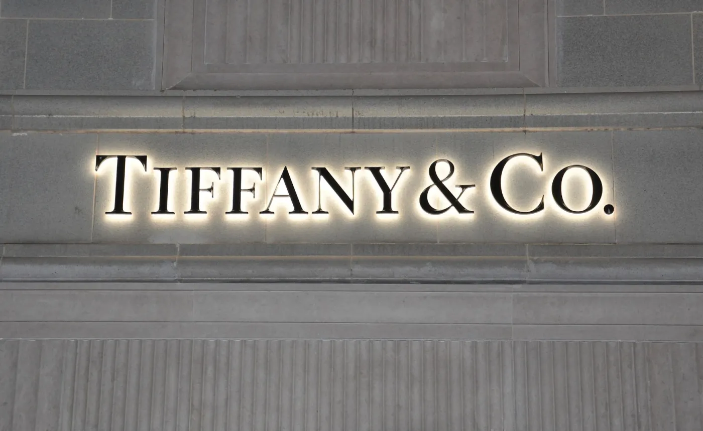 Francuska grupa LVMH przejmie amerykańską firmę jubilerską Tiffany za 16,2 mld dol.