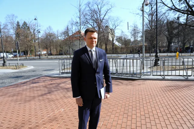 Hołownia: Mamy prawomocnie zarejestrowaną partię polityczną