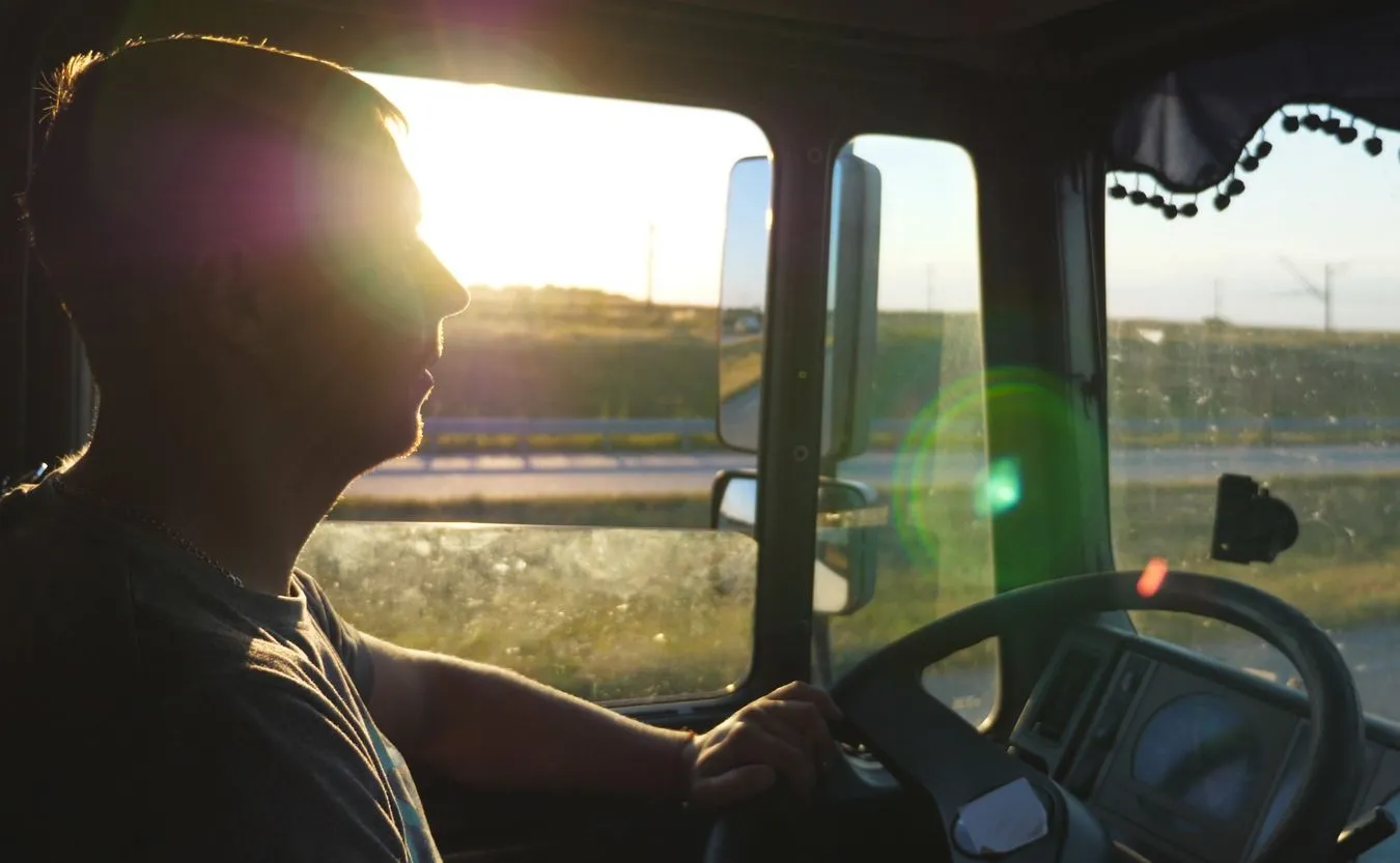 Kierowca podczas tranzytu nie będzie uznawany za delegowanego. Jest projekt