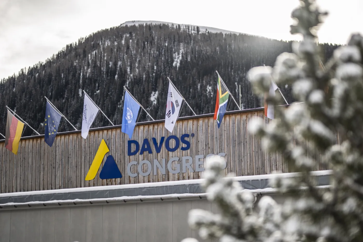 Davos 2023. Trwają ostatnie przygotowania do Światowego Forum Ekonomicznego