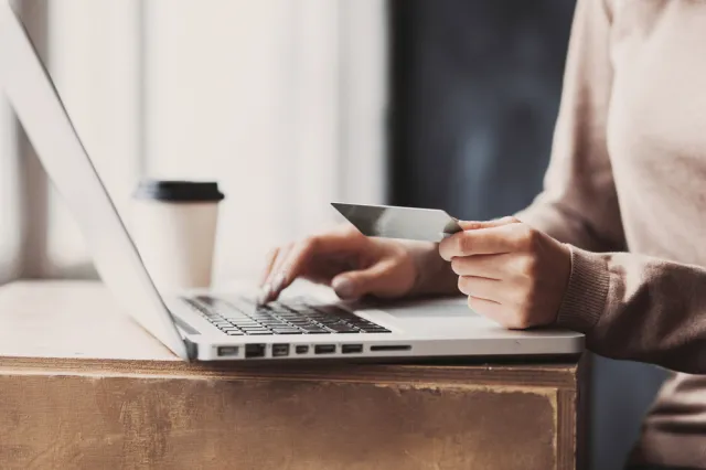 Pandemiczna rewolucja. Naganowski: Droga do klienta wiedzie poprzez światłowód