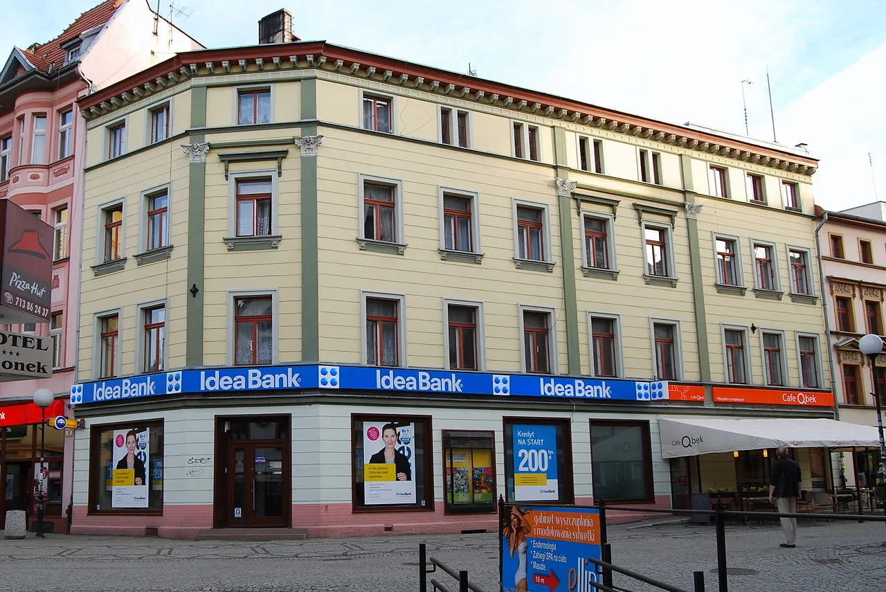 Pekao przejmuję Ideę Bank. Proces nadzoruje KE