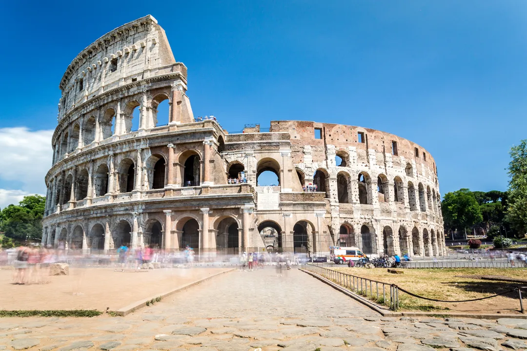 Rozdymka, nocnik i sos ze zgniłych ryb, czyli jak żyli starożytni Grecy i Rzymianie [RECENZJA]
