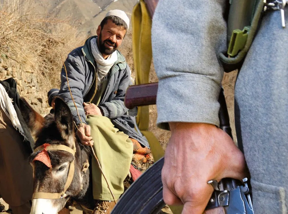 Kandahar: setki byłych żołnierzy afgańskiej armii protestowały przeciwko wysiedlaniu ich z domów