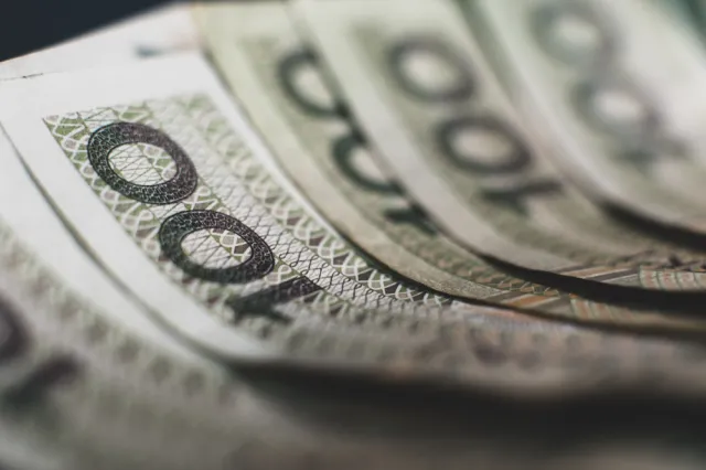 Rząd: Wysokie ceny przyszły z zagranicy