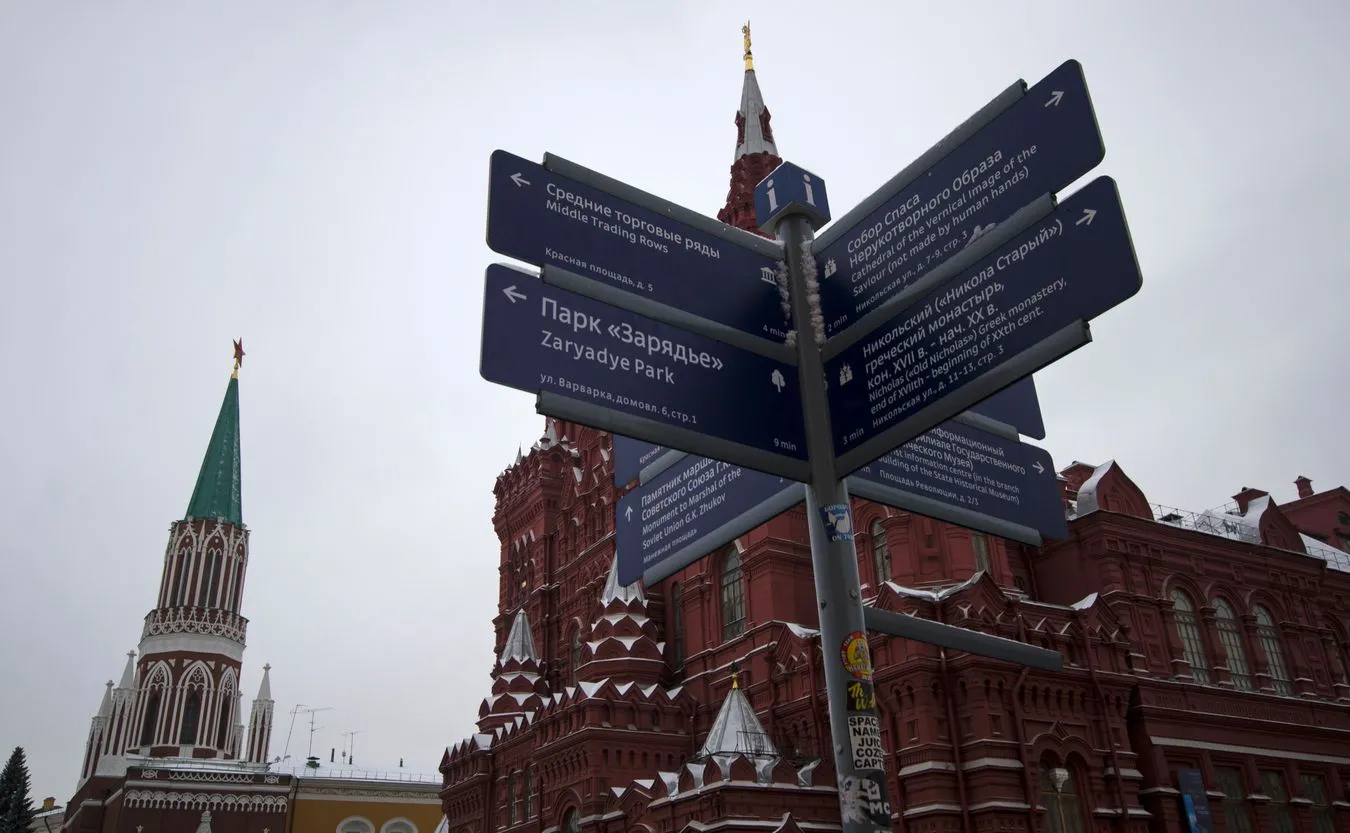 Rosja na rozdrożu. Zachód już nie boi się starych trików, a Moskwa coraz bardziej uzależnia się od Chin