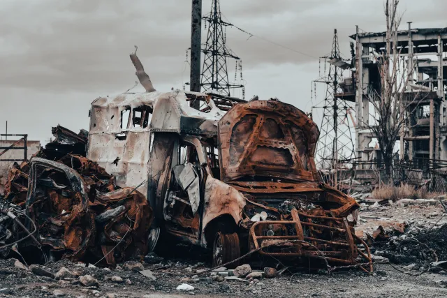 Latający smok spalił pozycje Rosjan. Przerażająca broń już w użyciu [FILM]