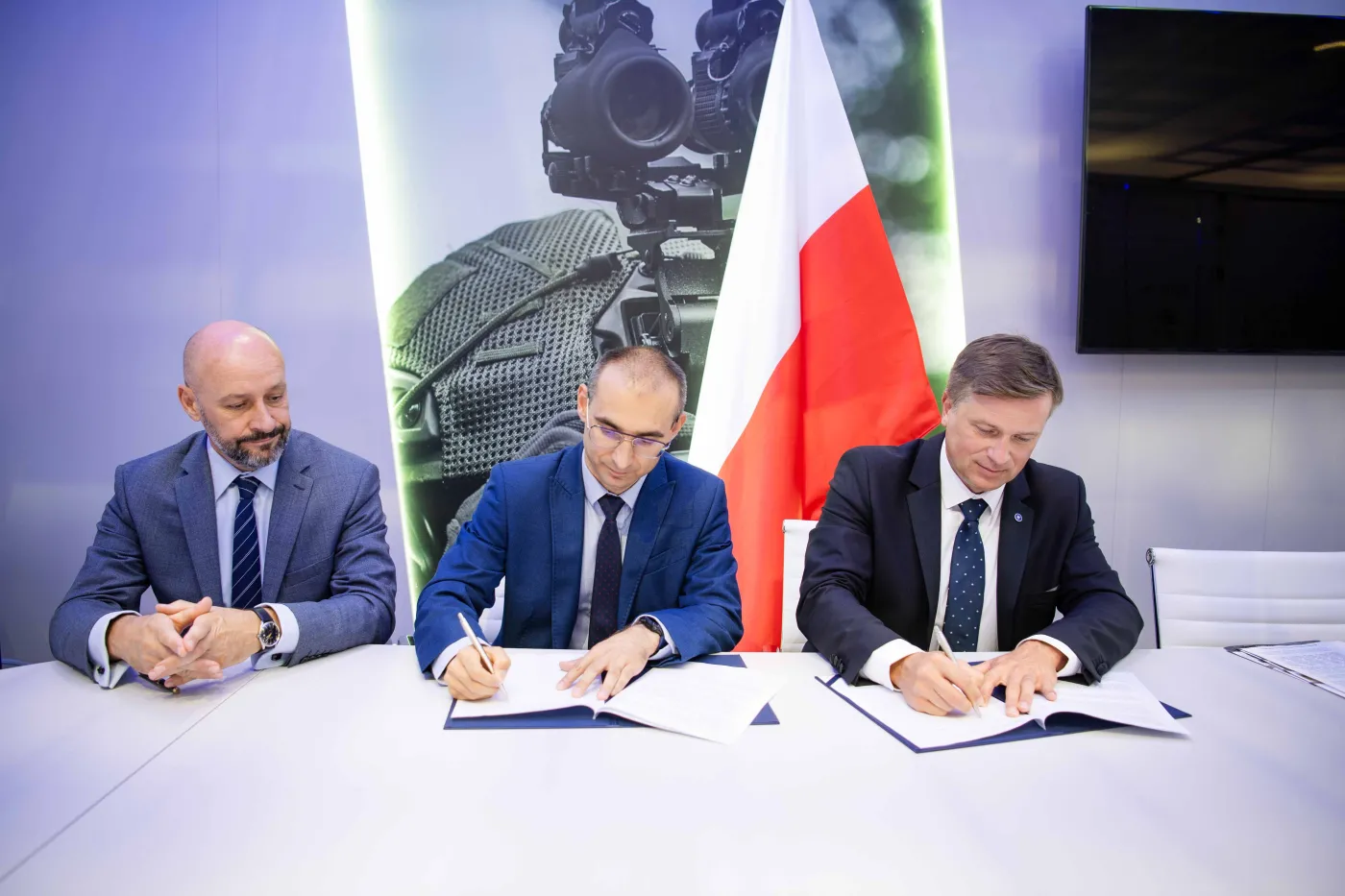 PGZ podpisuje porozumienie z RAWI. Powstanie nowoczesny ośrodek badawczy