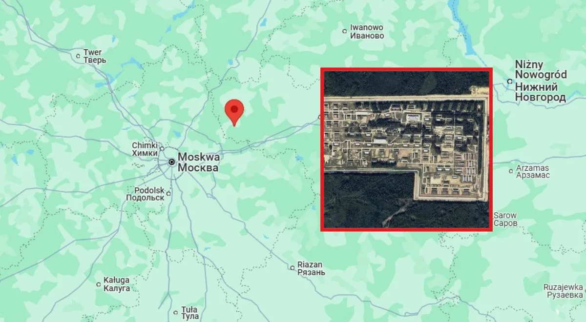 Arsenał znajduje się w okolicach wsi Barsowo pod Kirżaczem, około 100 km na północny wschód od Moskwy.