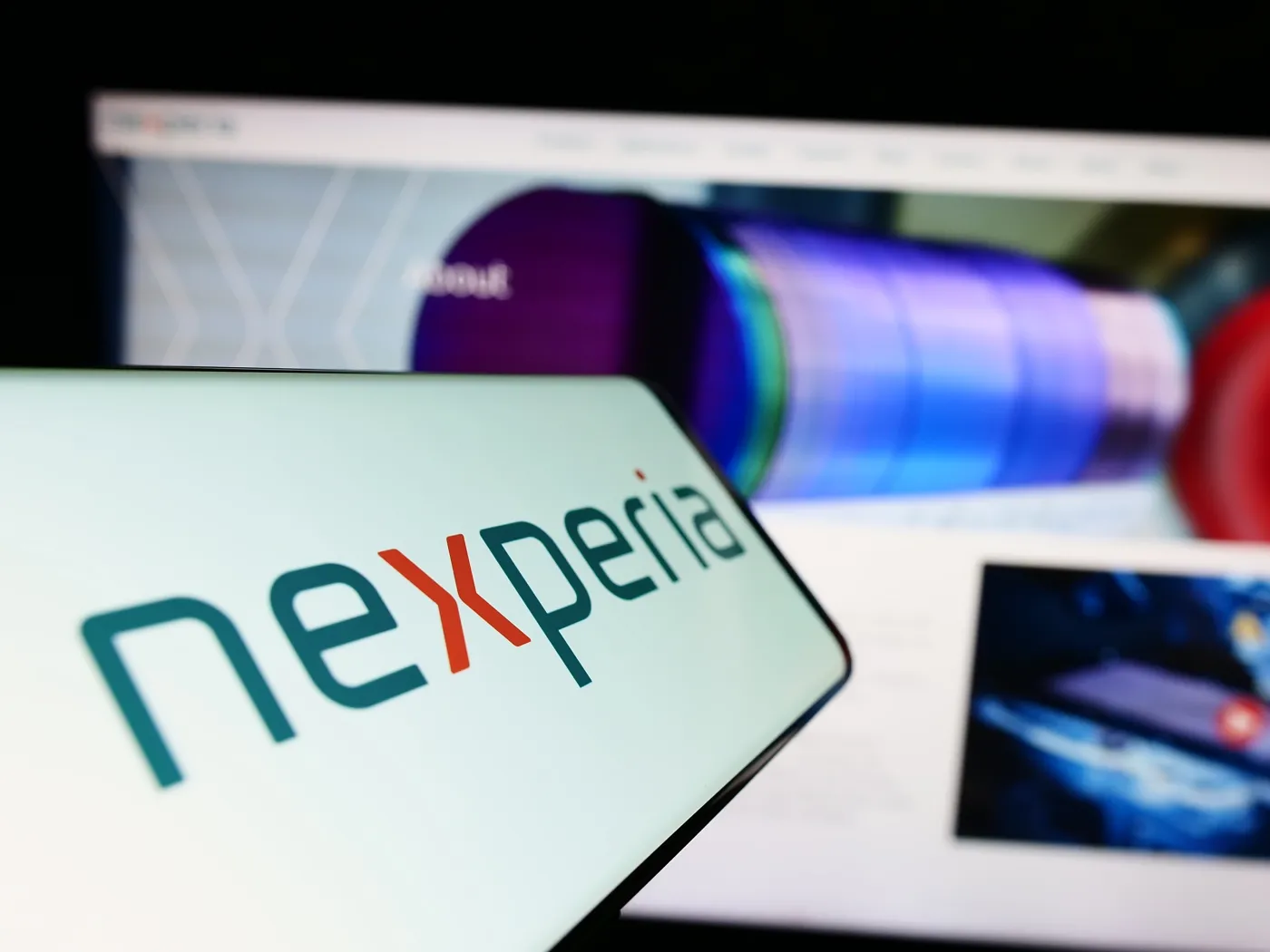 Dobra wiadomość dla branży motoryzacyjnej. Spór o producenta chipów Nexperia zawieszony