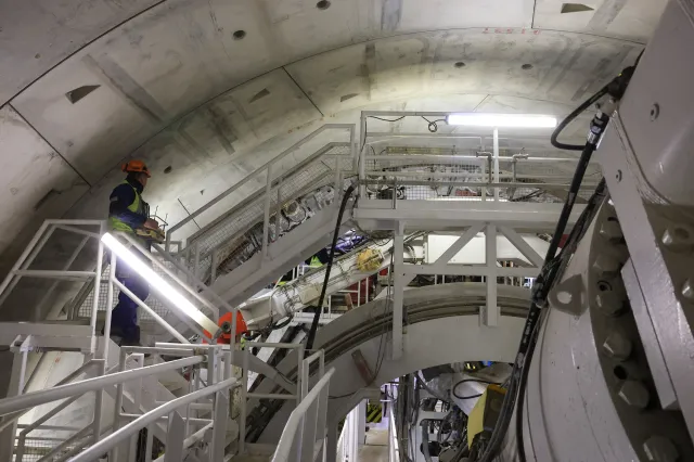 Co dalej z gigantycznym tunelem pod Łodzią? Kolejarze wyrzucili wykonawcę