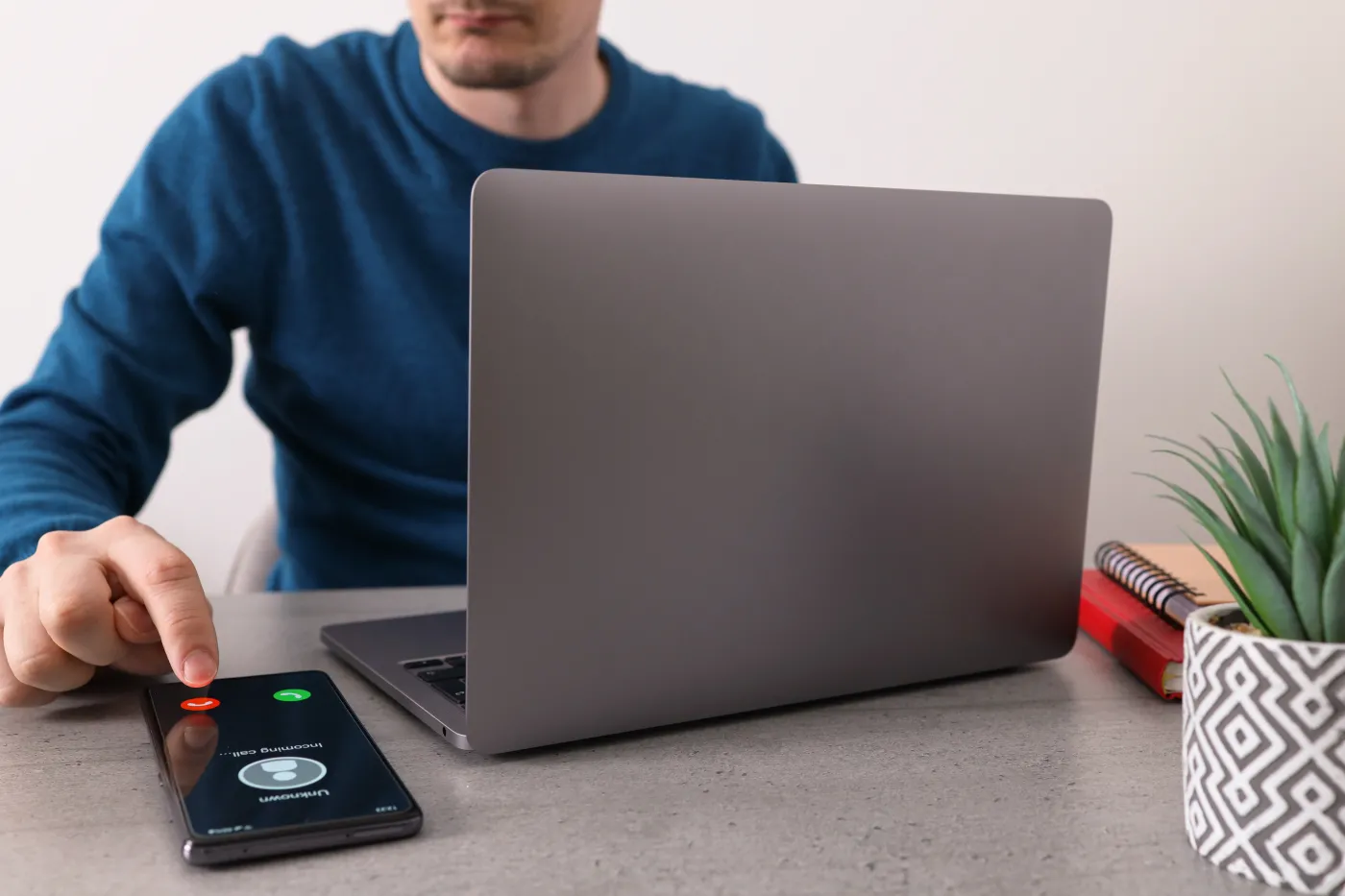 Businessman,During,Working,Hours,Rejecting,Call,From,Unknown,Number.,Unknown