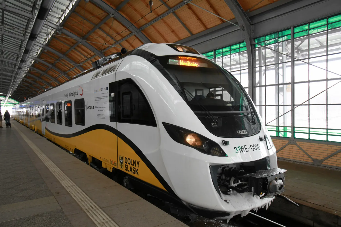 Newag 31WE Impuls: najszybszy polski pociąg już regularnie kursuje (ZDJĘCIA)