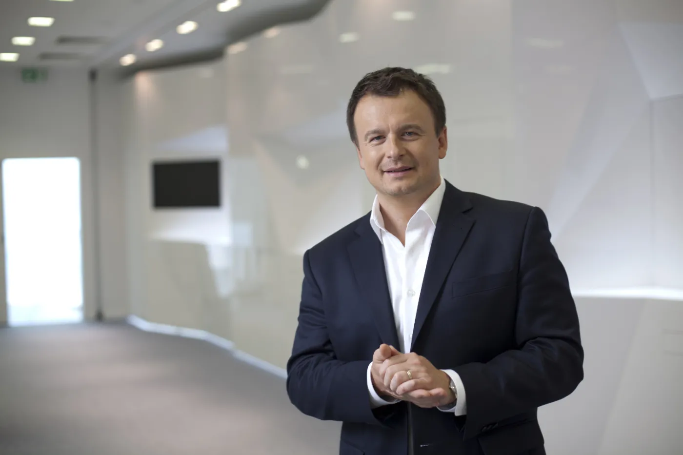 Nie przez słabe wyniki. Znamy prawdziwe powody odejścia szefa T-Mobile