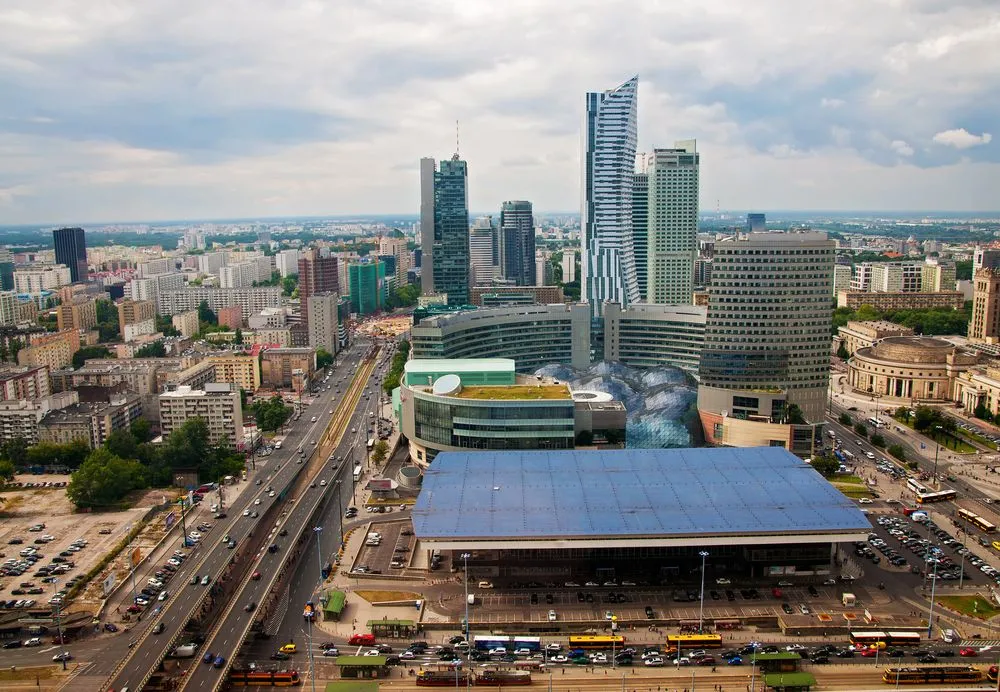 NBP: Firmom rosną przychody, koniunktura się poprawia