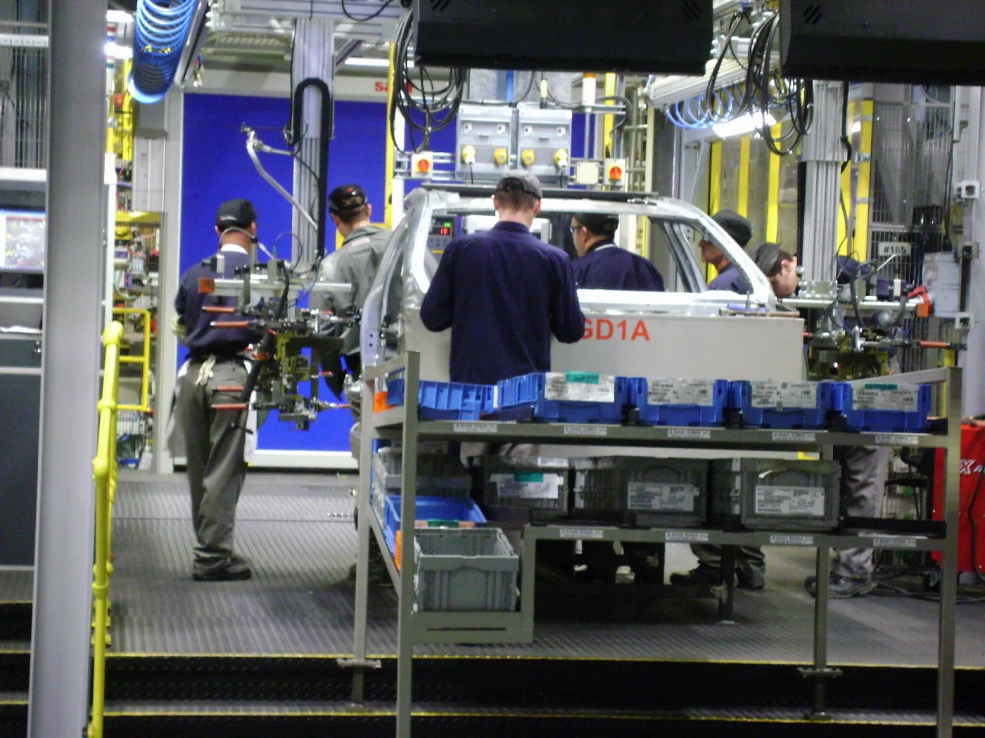 2394588-infiniti.jpg