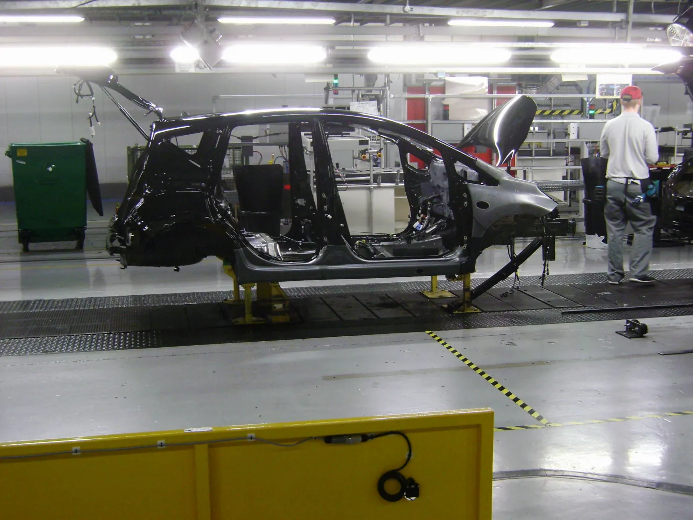 2394604-infiniti.jpg