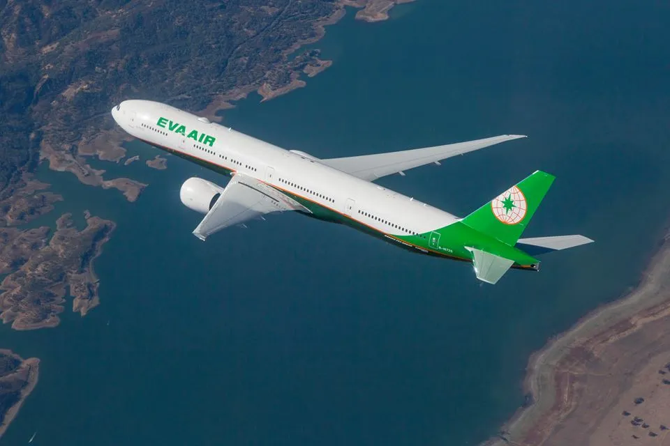 2434007-eva-air.jpg