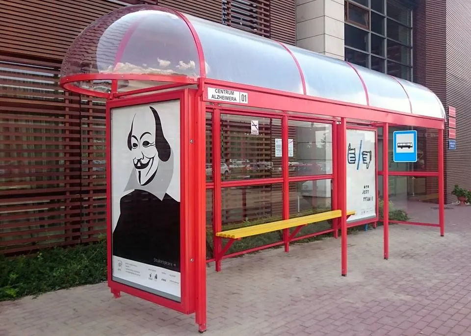 Warszawa z fałszywym przystankiem. Żaden autobus to nie przyjeżdża