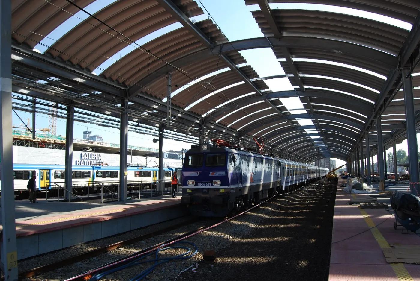 Rewolucja na polskich torach. Pojedziemy wszędzie na "wspólnym bilecie"