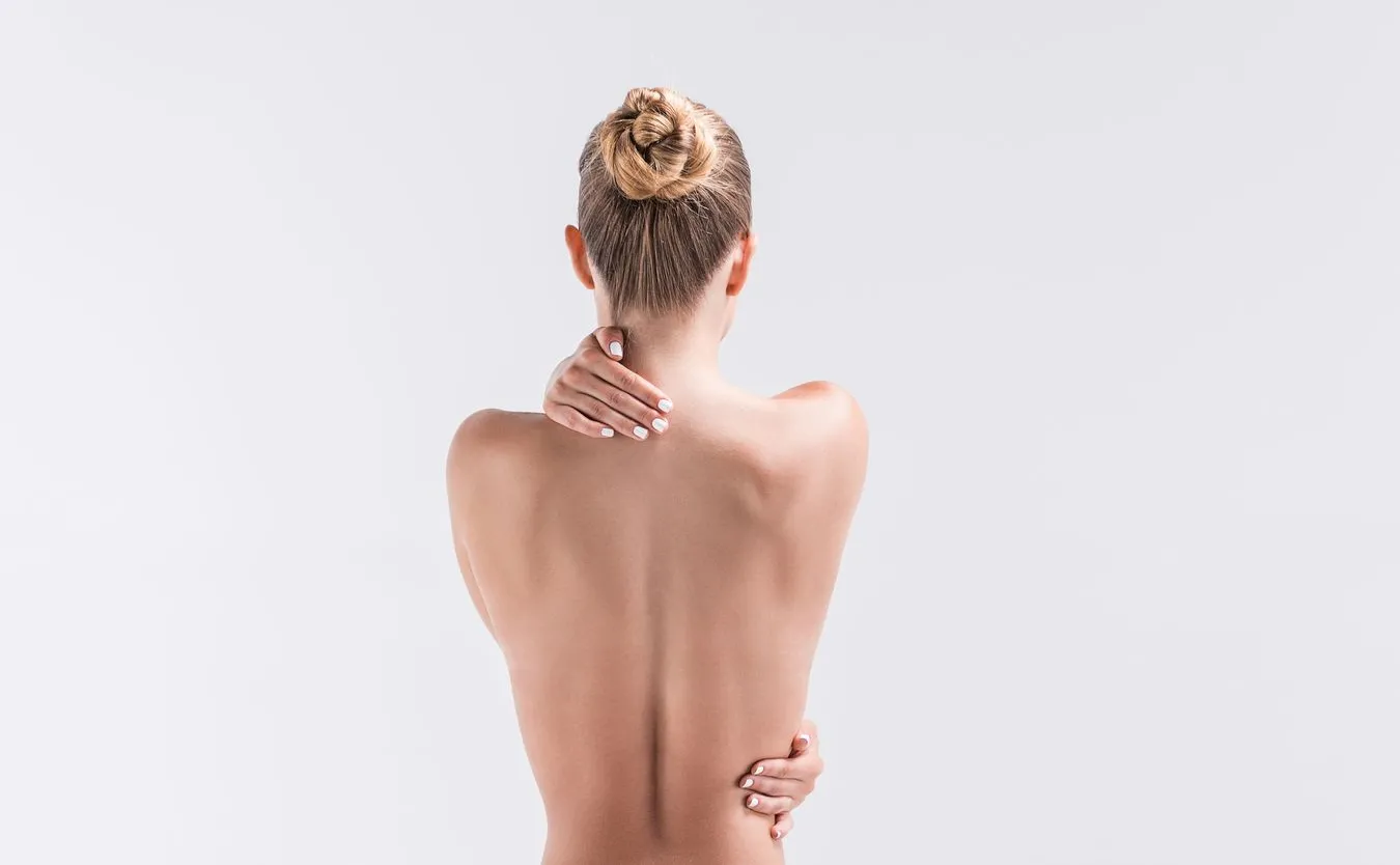 Akcja #metoo bez rezultatu. Nagie ciało nadal napędza w Polsce reklamę