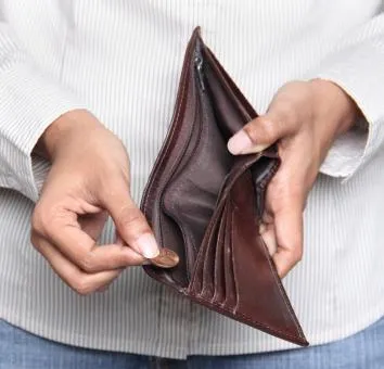 Koronakryzys może zdemolować domowe finanse Polaków