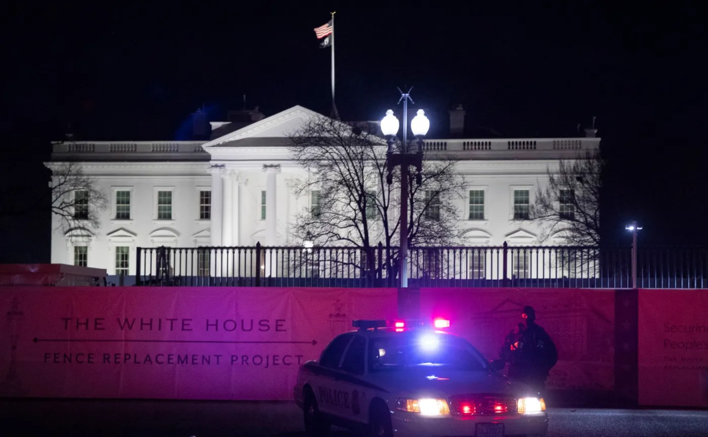 Protesty w USA: Godzina policyjna w niemal 40 miastach, również w Waszyngtonie