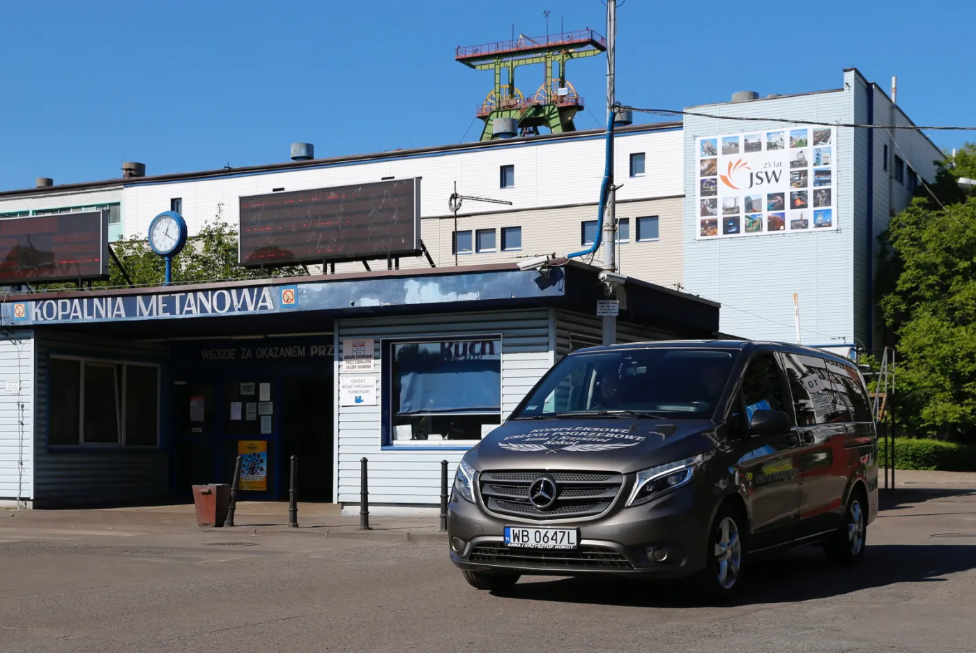 Akcja w kopalni Zofiówka: Ratownicy wciąż nie odebrali żadnych sygnałów