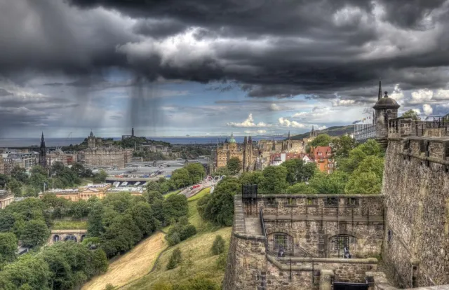 Niepodległa Szkocja odziedziczy wielkie długi. Ropa i gaz nie pomogą