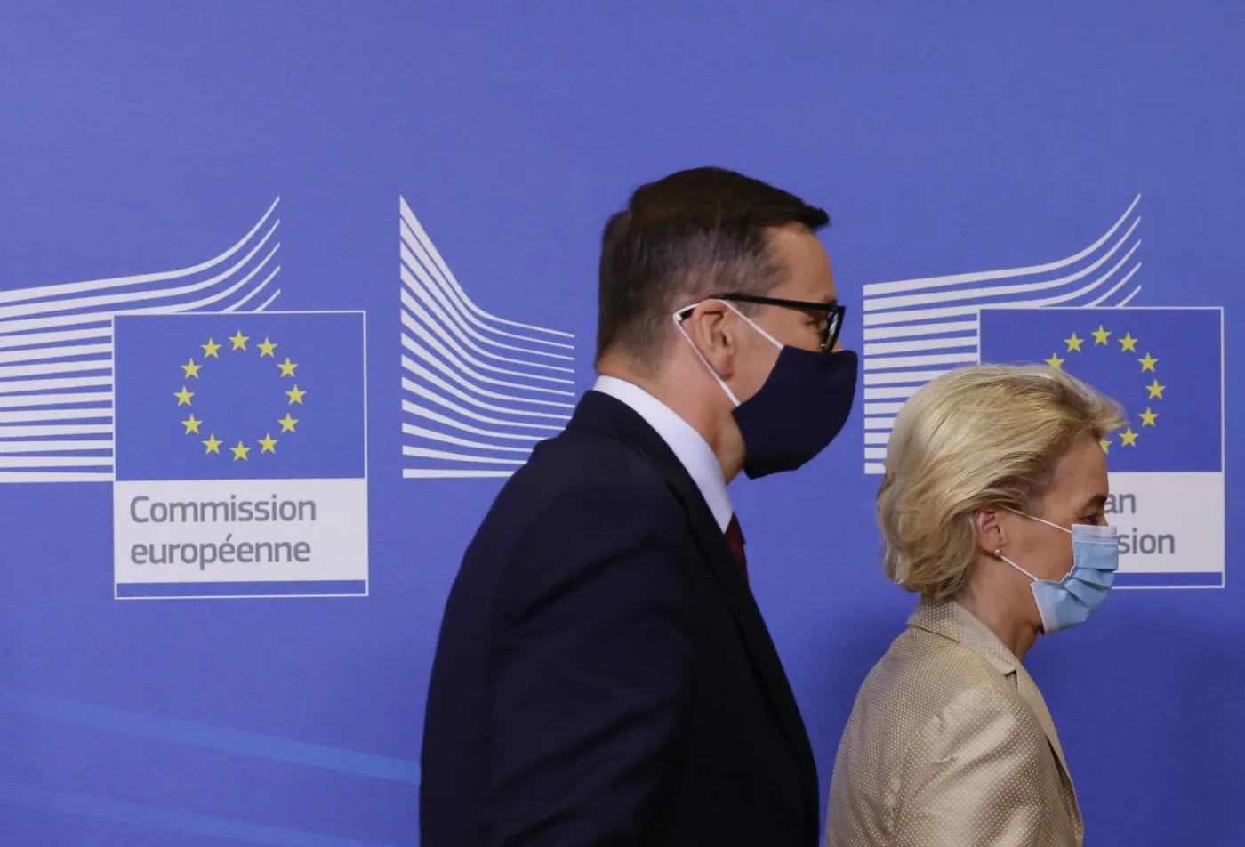 Miller, Belka i Cimoszewicz chcą od KE szczegółów ws. spotkania Morawiecki-von der Leyen