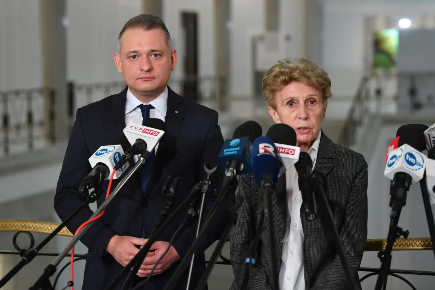 Posłowie KO chcą posiedzenia komisji kultury nt. wpływu rządu na treści programów telewizji publicznej