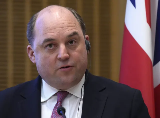 "Czuć powiew Monachium od niektórych na Zachodzie". Brytyjski minister obrony przestrzega