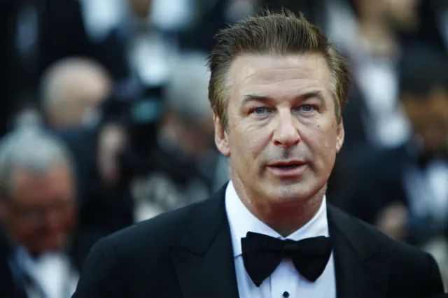 Wypadek na planie filmowym. Alec Baldwin postrzelił śmiertelnie operatorkę