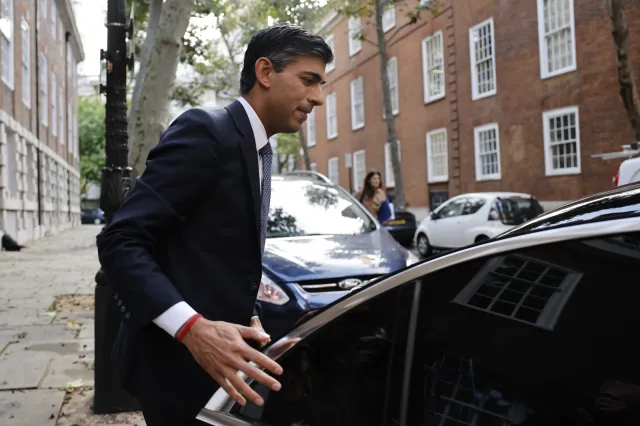 Sondaże w Wielkiej Brytanii: Sunak będzie lepszym premierem niż Truss. Powinny być nowe wybory