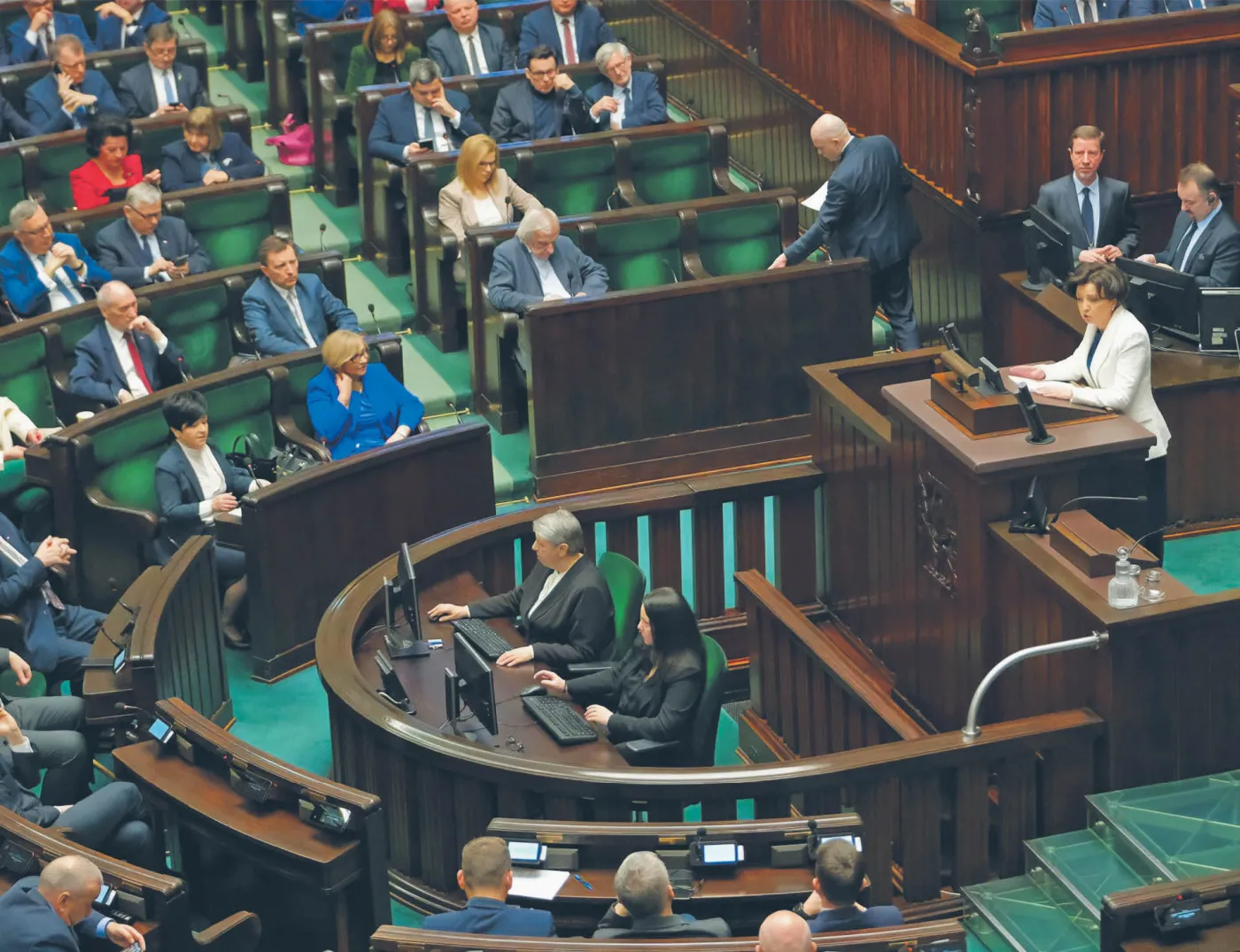 Test większości na przednówku