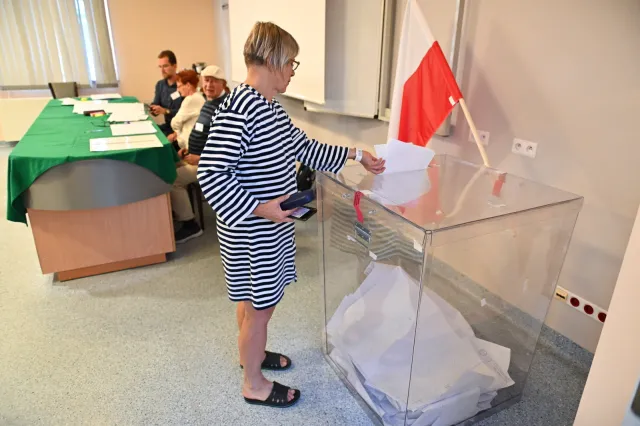 Część partii nadal nie wpuściła kobiet na górę list wyborczych [WYWIAD]