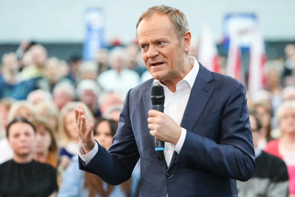 Tusk: Manewr wyborczy Orlenu na rzecz PiS powoduje gigantyczne straty