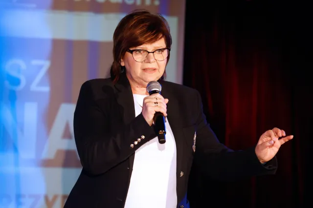 Leszczyna: Pigułka "dzień po" będzie dostępna od 1 maja