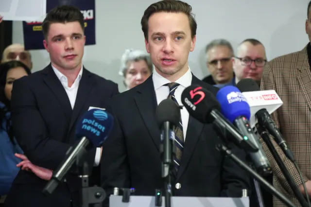 Bosak o wysłaniu wojsk do Ukrainy: Polską racją stanu jest to, by nie wejść do wojny