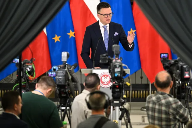 Hołownia o rekonstrukcji rządu: Zmiany nie dotyczą kogokolwiek z Polski2050