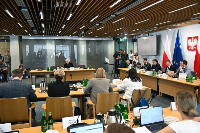 Poseł PiS został wykluczony z posiedzenia komisji śledczej ds. wyborów korespondencyjnych