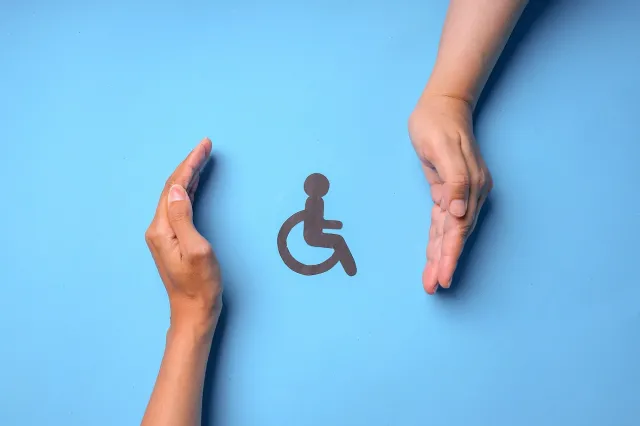 Podwyżka świadczenia pielęgnacyjnego o 299 zł w 2025 r. Ważne są punkty 7 i 8 w orzeczeniu o niepełnosprawności