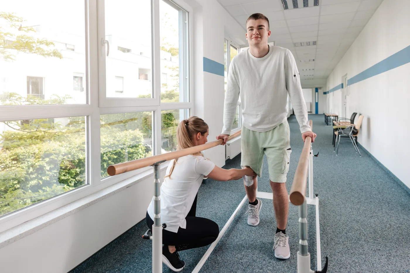 Przedsiębiorca nie musi zawieszać działalności, aby otrzymać świadczenie rehabilitacyjne