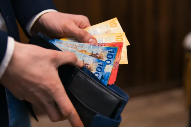 Sprawy kredytów frankowych po nowemu. Ekspert: to uszczęśliwianie frankowiczów na siłę