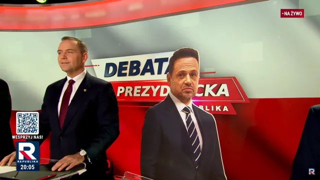 Debata w TV Republika. Jakubiak przyniósł tekturową podobiznę Trzaskowskiego
