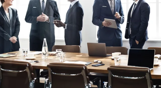 Politycy bez rad nadzorczych spółek Skarbu Państwa? Polska 2050 złożyła projekt