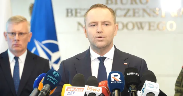 Prezydent Karol Nawrocki zwołał naradę w BBN [NA ŻYWO]